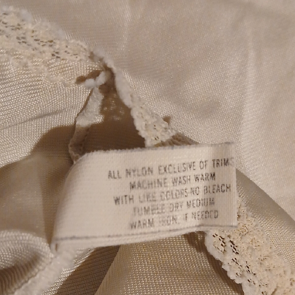 Vintage Cream Women's Slip Dress Gown - Picture 3 of 3